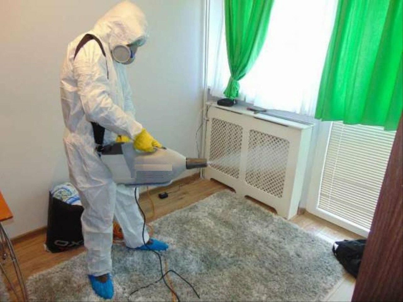 ФОТО Вредны ли препараты дезинфекции и дезинсекции для людей в районе станции метро Нагатинская? | подробно